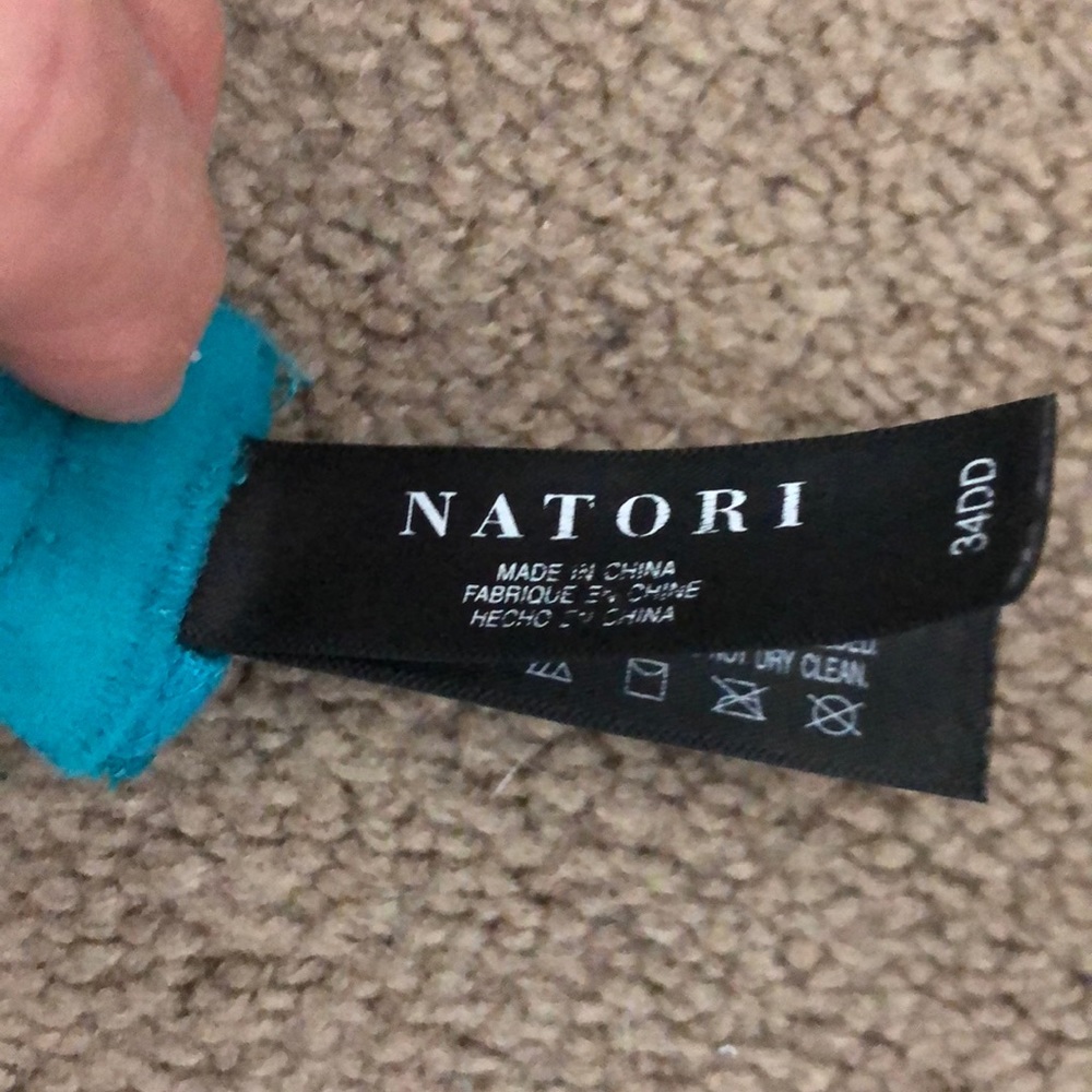 Natori underwire bra, molded cups 34DD - Picture 5 of 5